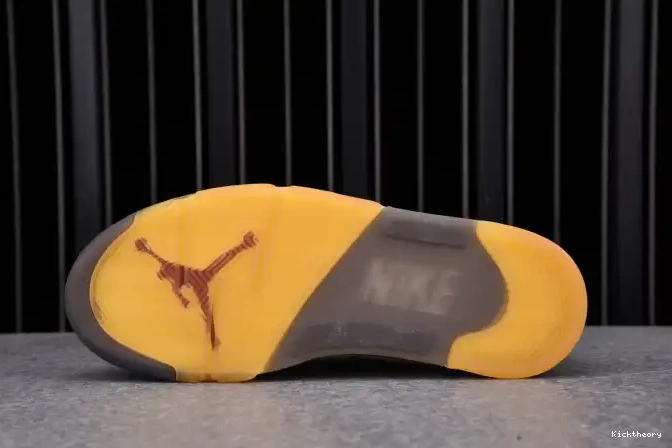 Kicktheory OFF-WHITE Jordan Retro 5 Sail DH8565-100 0513